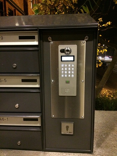 Intercom post in postvak